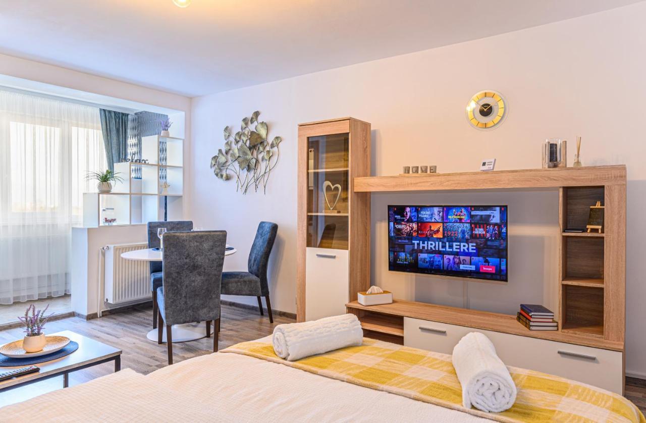 Luxury Studios - Soarelui 10 Брашов Экстерьер фото