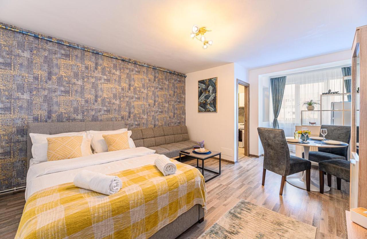Luxury Studios - Soarelui 10 Брашов Экстерьер фото