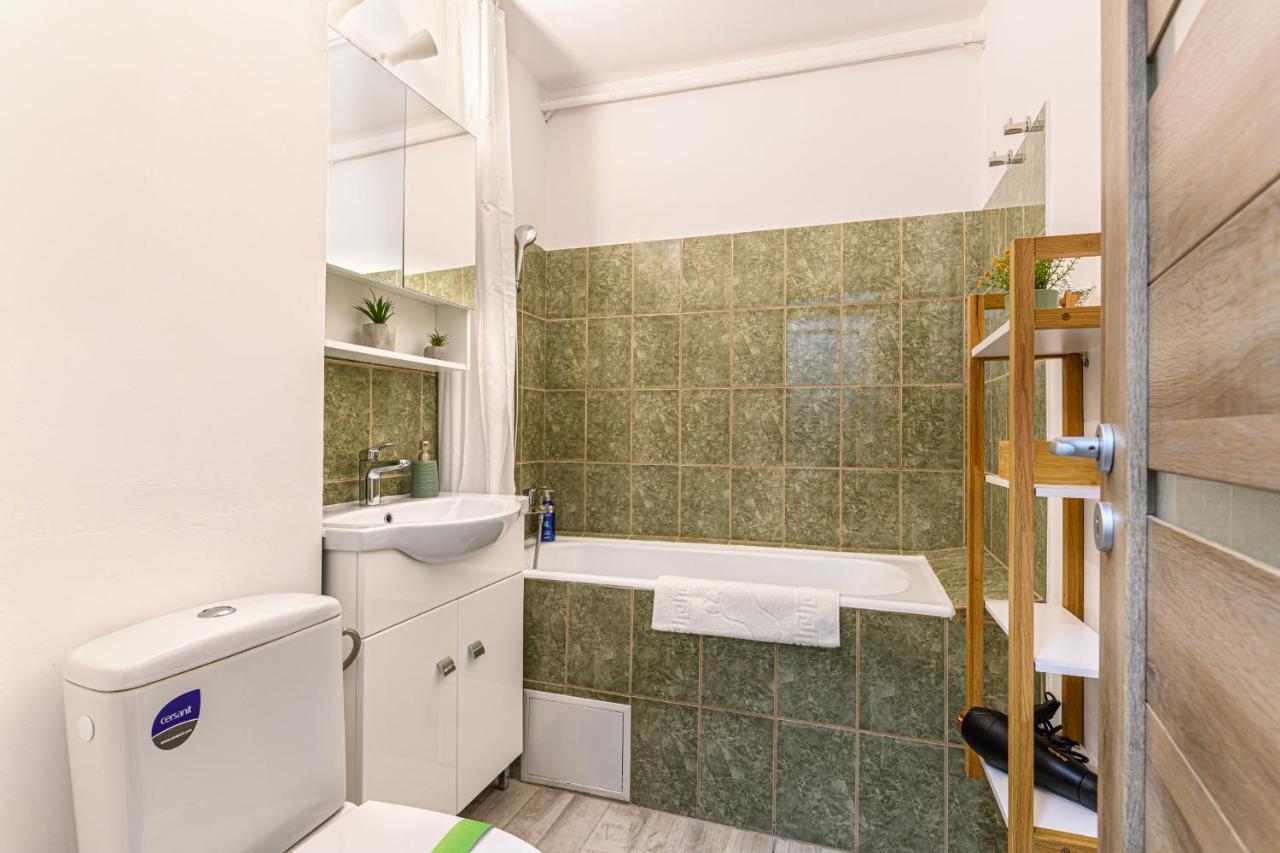 Luxury Studios - Soarelui 10 Брашов Экстерьер фото